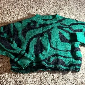 Cropped wool sweater